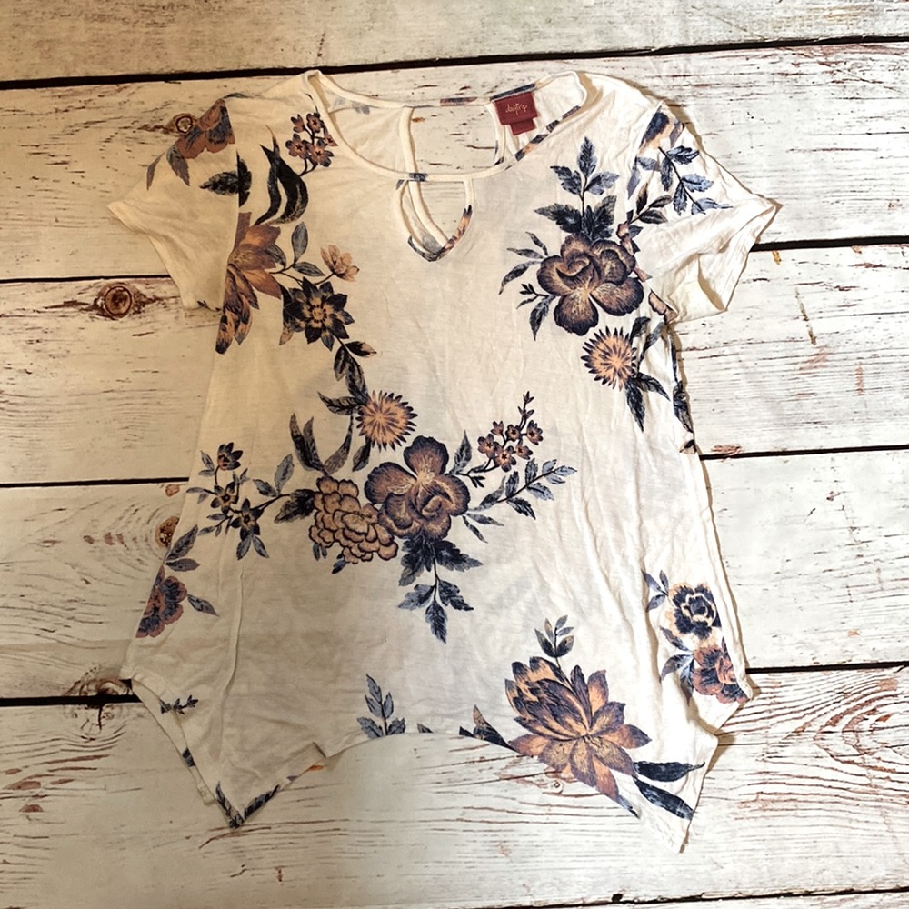 Daytrip Floral Tee